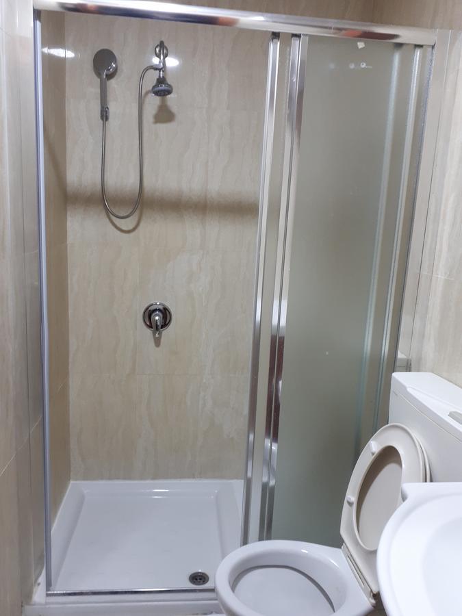 Hotel Rothschild 37 Bat Yam Bagian luar foto