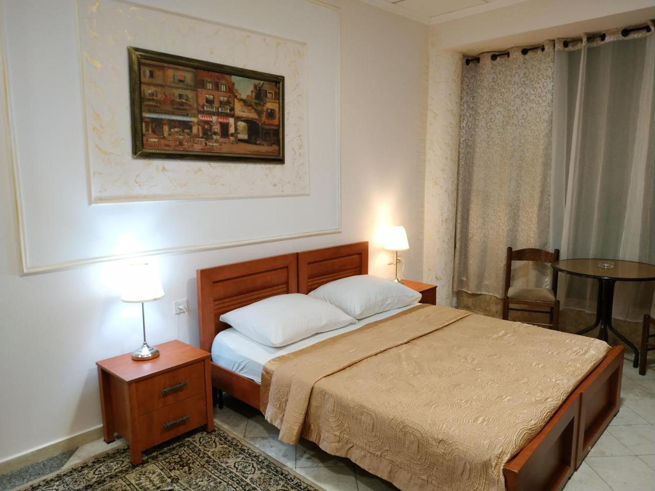 Hotel Rothschild 37 Bat Yam Bagian luar foto